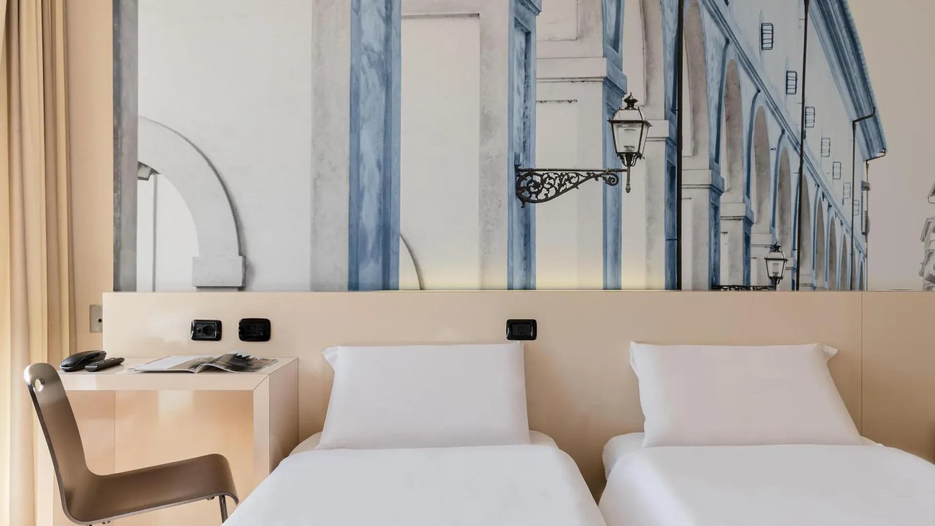 B&B Hotel Firenze City Center 3*, Florence