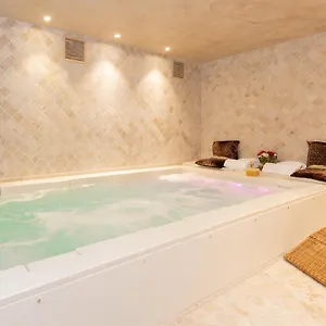 Adler Cavalieri Hotel-private & Gym Флоренция