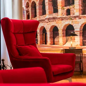 palazzo-ristori.hotelinveneto.com/