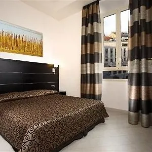 Sonya 3*, Roma İtalya